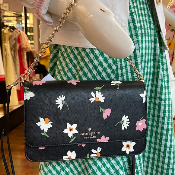 Kate Spade Madison Floral Waltz Flap Convertible Crossbody
Black Multi
NWT - Picture 7 of 16